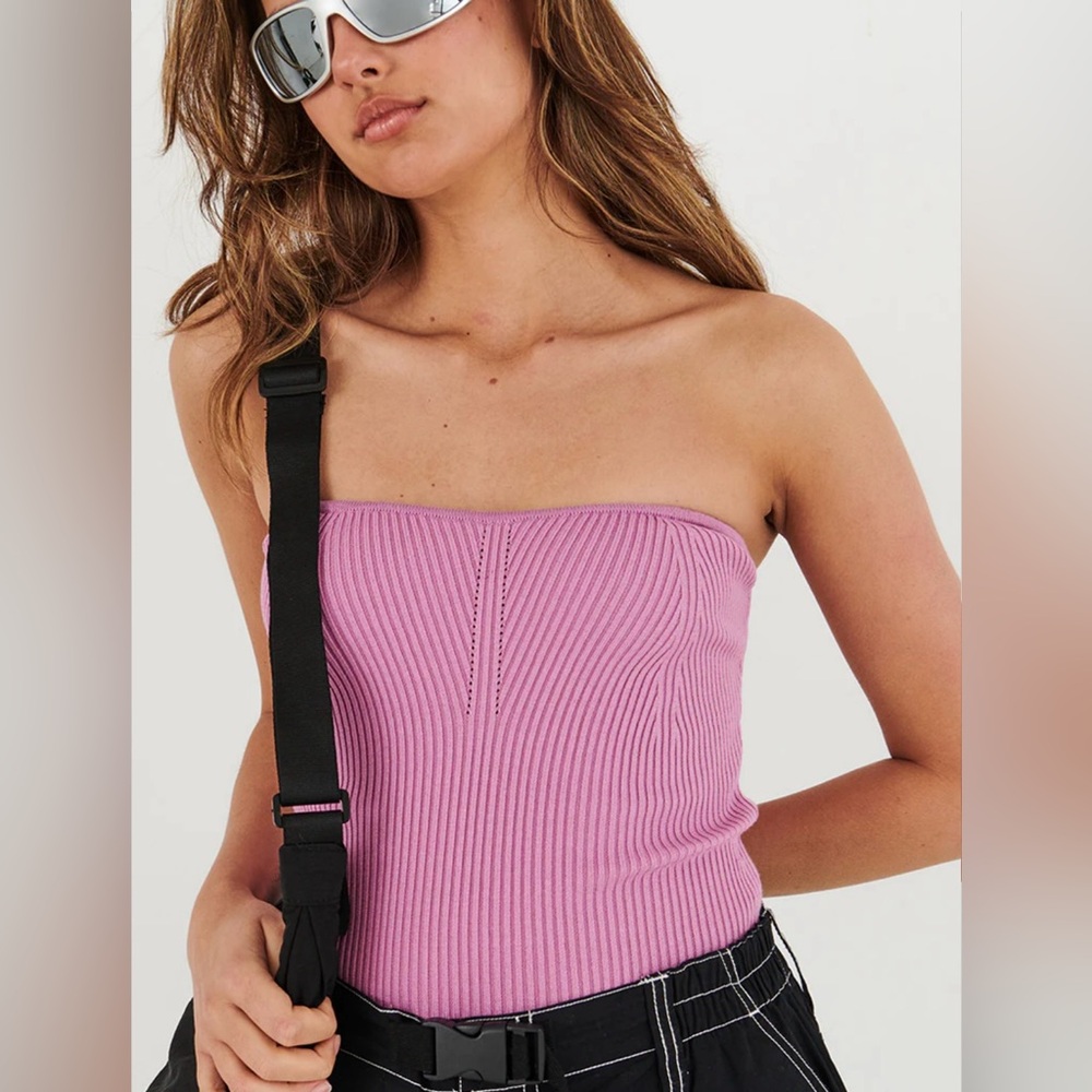 Beautiful knit tube top!